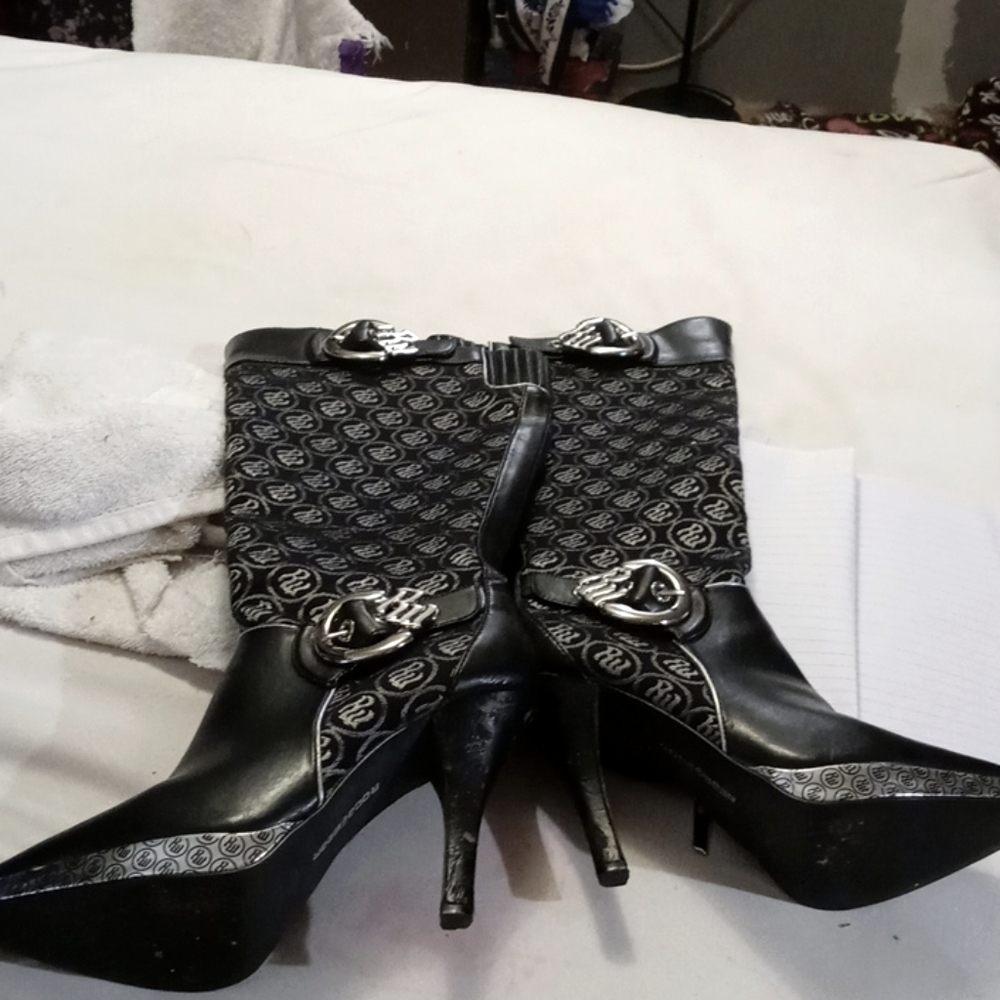 Rocawear nee size highhills